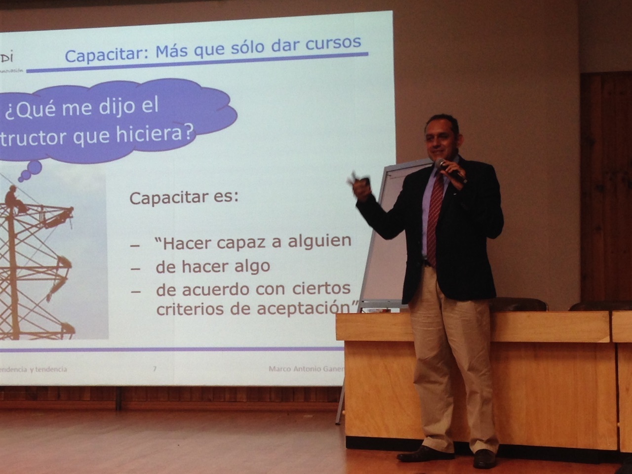 Conferencia en CFE